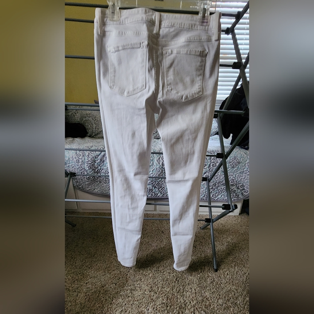 White jeggings